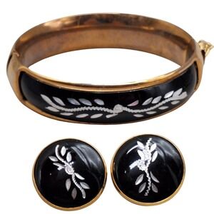 Vintage Mid Century Black Enamel & Silver Tone Leaf Inlay Hinged Bangle READ